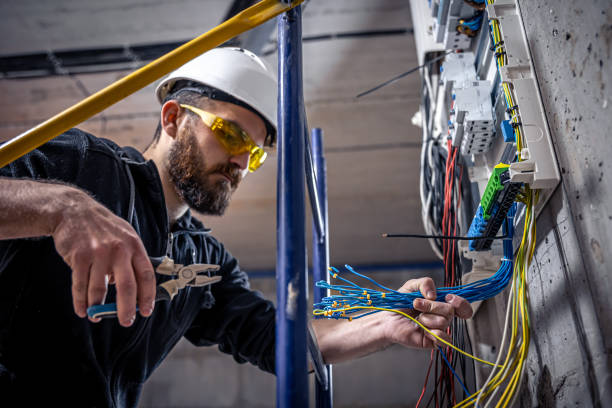 Best Affordable Emergency Electrician  in Corrales, NM